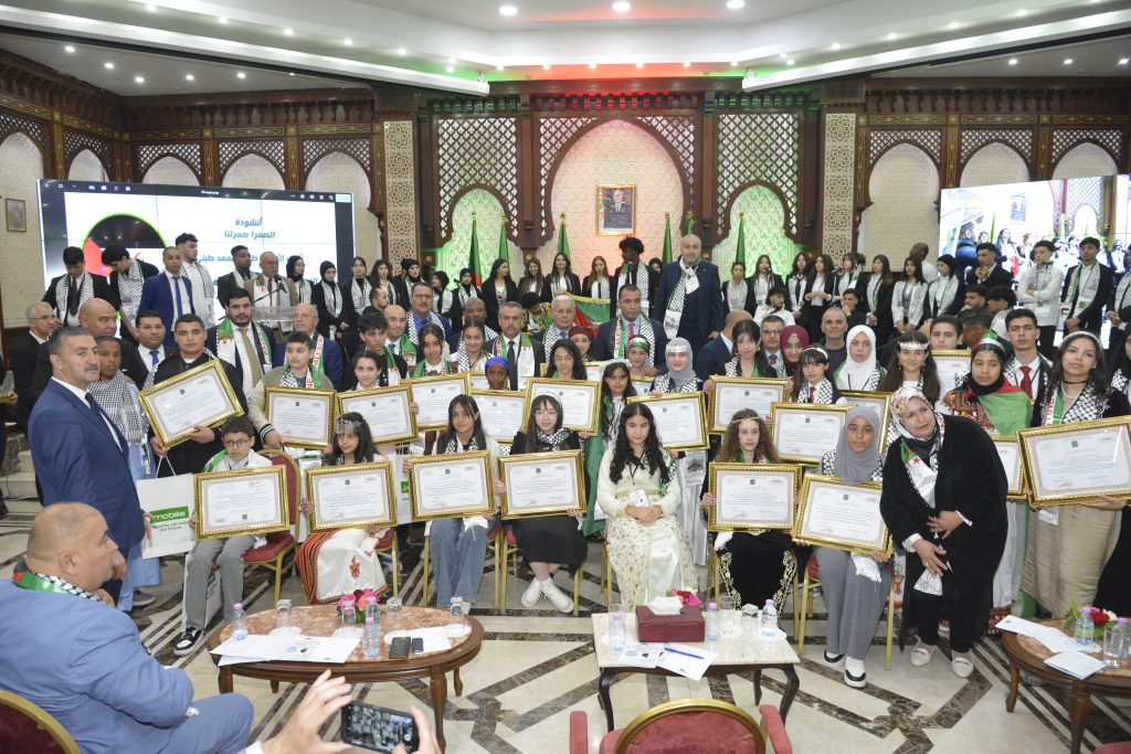 وزير التربية الوطنية يشارك بالمجلس الشعبي الوطني في حفل تكريم التلاميذ الناجحين في المسابقة الوطنية لأحسن الأعمال المدرسية، تحت عنوان "الجزائر والقضايا العادلة"
