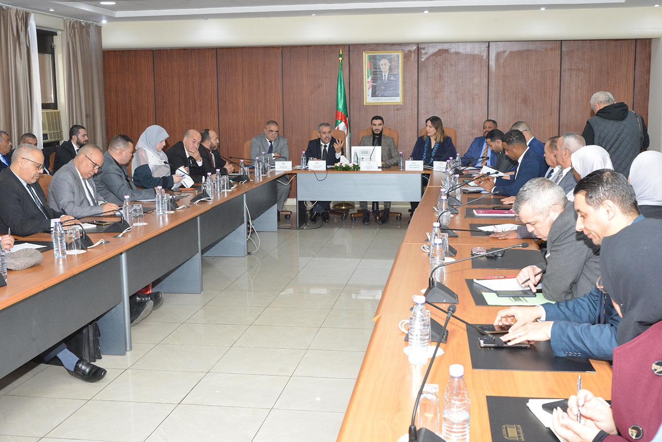 وزير التربية الوطنية يعرض برنامج القطاع أمام لجنة التربية والتعليم العالي والبحث العلمي والشؤون الدينية بالمجلس الشعبي الوطني