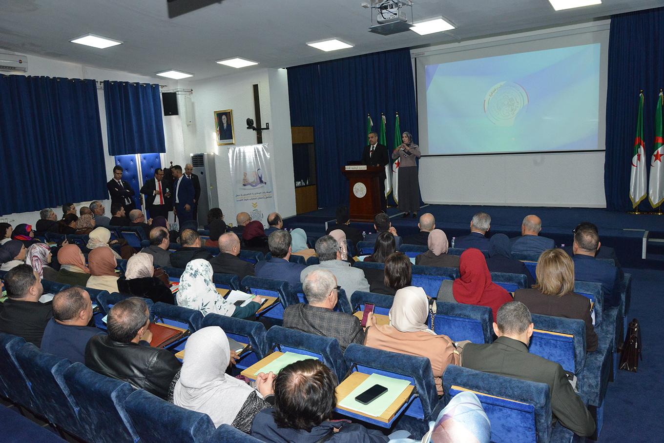 وزير التربية الوطنية يشارك في افتتاح الورشات الوطنية التكوينية حول البرنامج التربوي والبيداغوجي الجديد للتكفل بأطفال اضطراب طيف التوحد