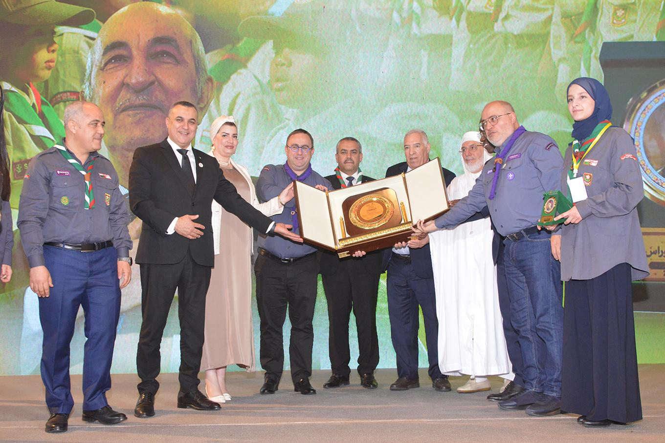 وزير التربية الوطنية يشارك في الاحتفال المخلّد لليوم الوطني للكشافة الإسلامية الجزائرية